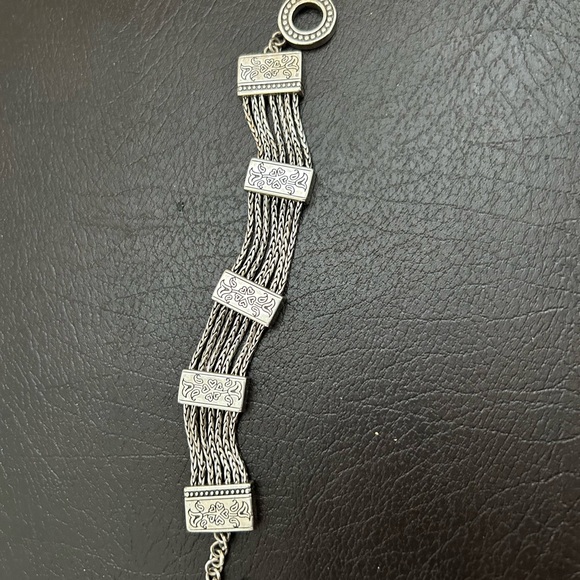 Beautiful Brighton French Quarter Multi- Stand Bracelet.
With Brighton gift tin - Picture 3 of 7